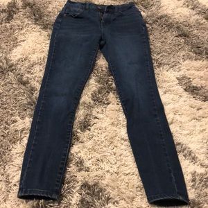 Dark Aeropostale’s skinny jeans, size 00.